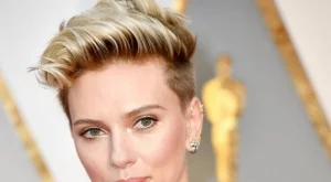 Скарлет Йохансон флиртува с бивше гадже