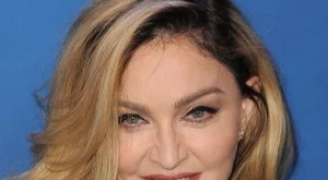 Мадона построи детска клиника в Малави