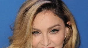 Мадона сподели снимка с 6-те си деца 