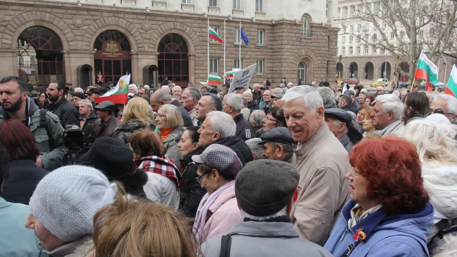 Пенсиите ще бъдат изплащани от 9 май 