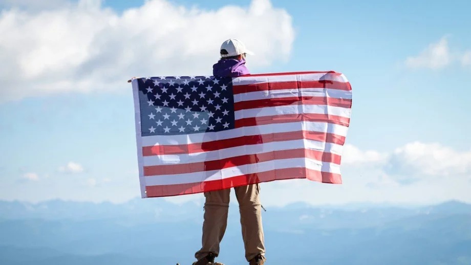 Заетостта в САЩ расте по-бързо от очакваното