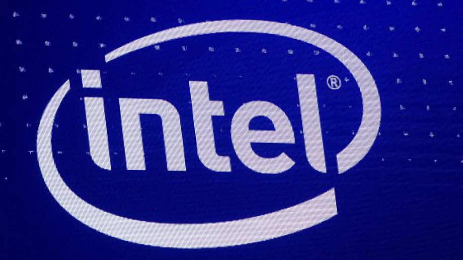 Силен ръст на акциите на Intel след новина за оставката на шефа на компанията Боб Суон