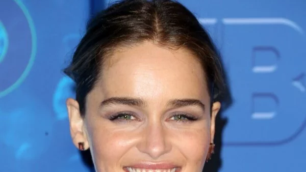 Емилия Кларк e новото лице на  Dolce & Gabbana