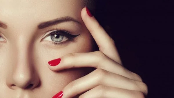 Трикове как очите ни да изглеждат по-големи   