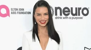 Адриана Лима си хвана младо гадже (снимка)