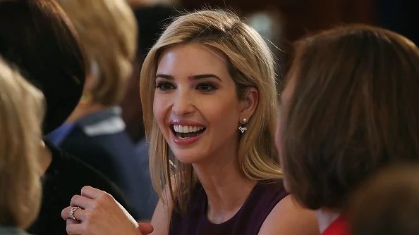 Иванка Тръмп ще има кабинет в Белия дом и достъп до класифицирана информация