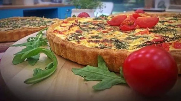 Киш с  козе сирене и чушки