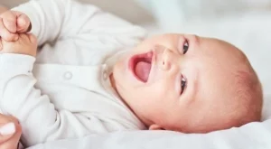 Странни традиции, които спазват родителите по света