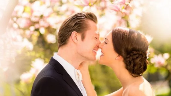 7-те зодии, които ще са много ВЛЮБЕНИ през месец май