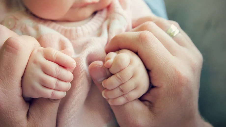 Бебе бе спасено у нас след сложна вътреутробна операция 