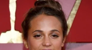 Първи кадър на новата Лара Крофт