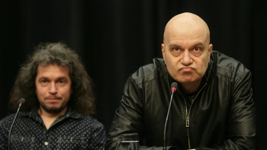 Слави отговори защо говори за референдум сега, след като се застъпваше за Доган, Борисов, Кунева