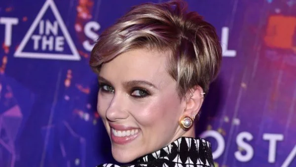 По кои известни мъже си пада Скарлет Йохансон