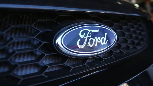 Разследват и Ford за манипулиране на вредни емисии