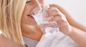 Няколко трика за отслабване с вода