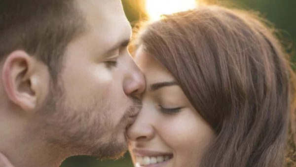 ЛЮБОВНА изненада за 2 зодии в хороскопа за 13 април 