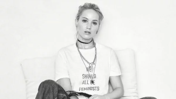 Една по-лежерна Дженифър Лорънс