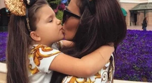 Николета заведе Никол в Дисниленд за рождения й ден