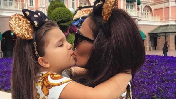 Николета Лозанова: След раждането на Никол имаше опасност за живота ми