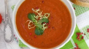 Кадифена доматена крем супа