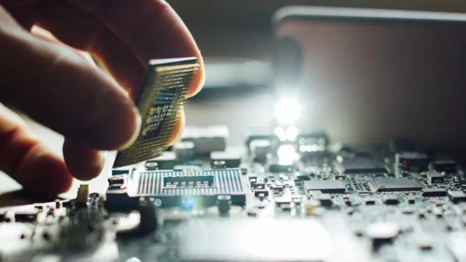 Орлин Димитров и бъдещето на българската електронна индустрия