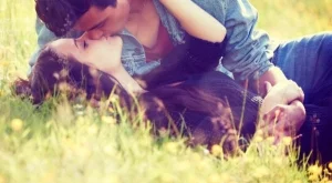 Разбери дали те харесва според зодията му