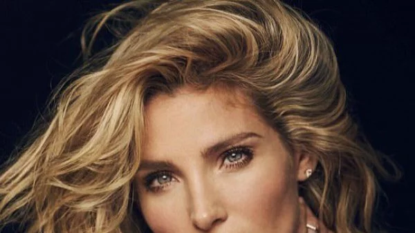 Елза Патаки рекламира линия за коса