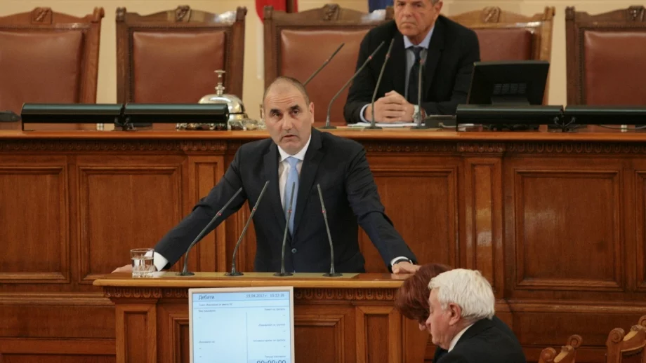 Цветанов: Един финансов въпрос на НЗОК се превърна в политически