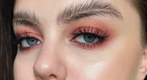 Нова тенденция: Вежди като пера