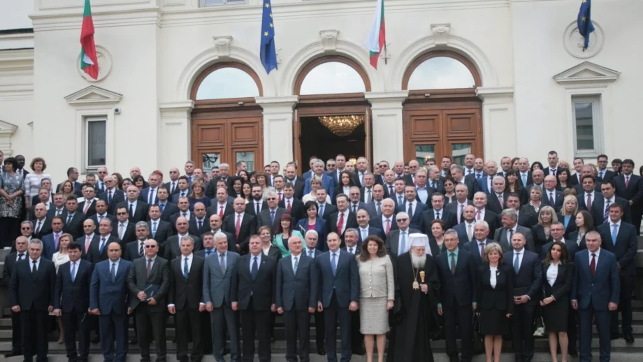 Депутатите не пожелаха да замразят заплатите си 