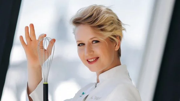 Нина Тарасова със сладкарски семинар в хотел “Marinela”