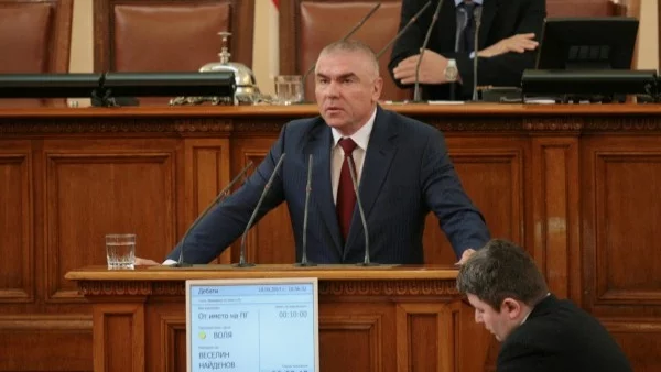 Марешки за Иво Христов: Всеки човек, нарекъл народа дебилен, е повече от 100% дебил