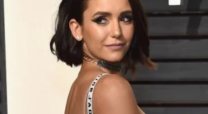 Нина Добрев без грим: Вие сте това, което ви прави красиви