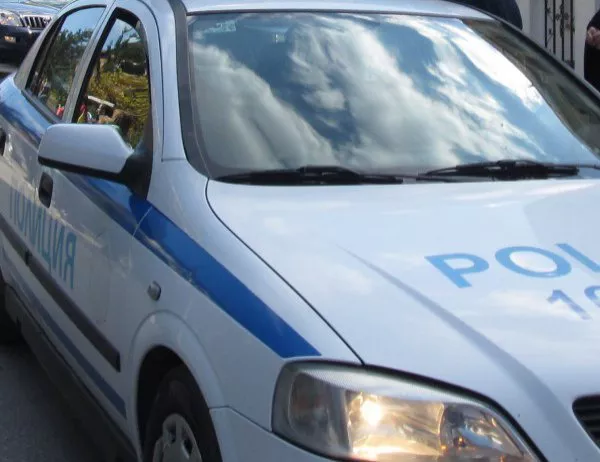 Задържаха абитуриент, стрелял с пистолет в Пловдив 