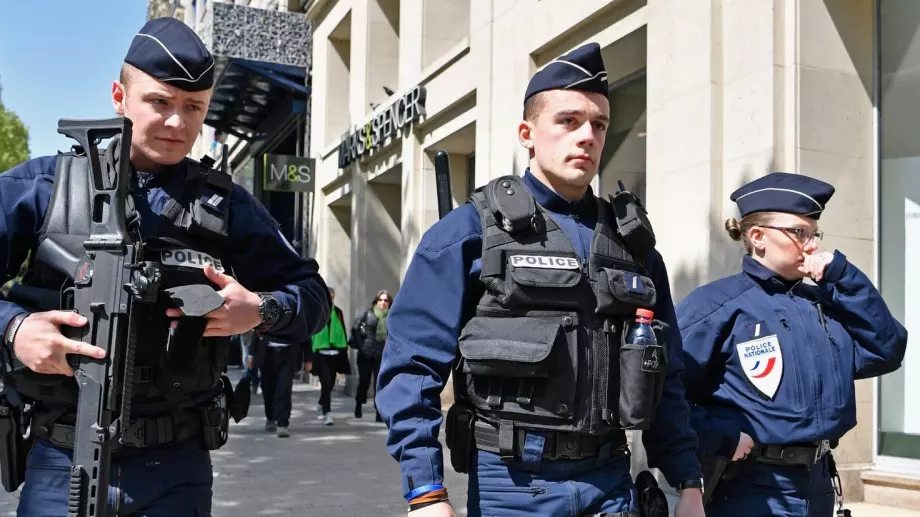 Виц за днес: Началник на полиция събира подчинените