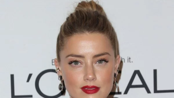 Амбърд Хърд потвърди връзка си с Илън Мъск