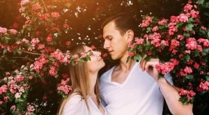 9 признака, че той те обича истински 