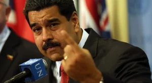 Венецуела маха пет нули от валутата си 