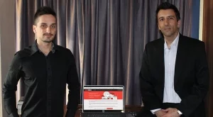 2017/04/26/0033315001493212705