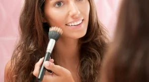 Съвети за по-слабо лице с помощта на грим