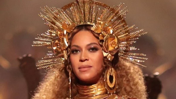 Бионсе спретна бебешко парти (снимки)