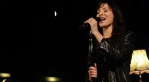 Натали Имбрулия разтанцува София (видео)