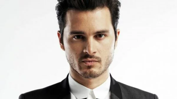 Звезда от "Дневниците на вампира" идва у нас