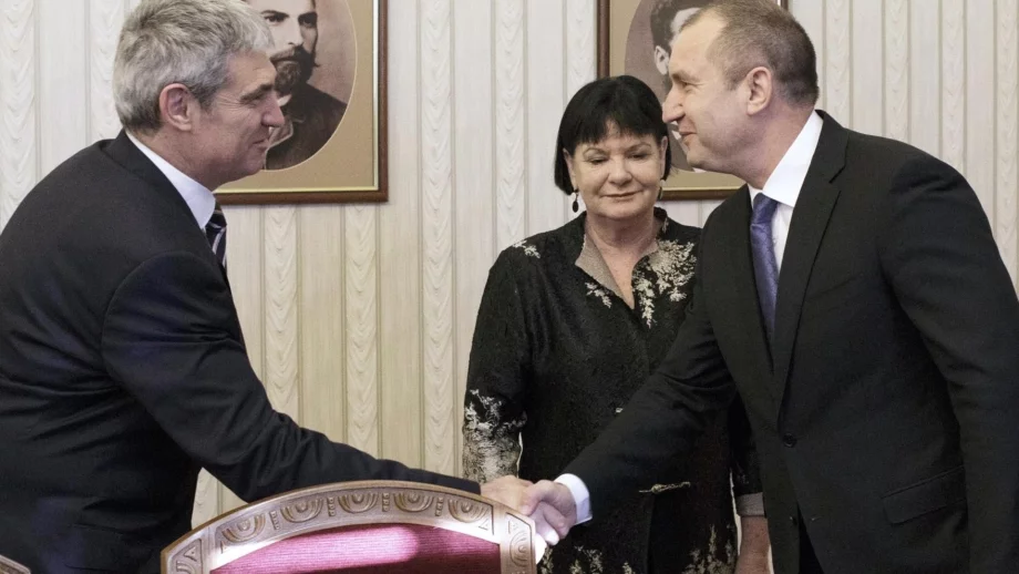 Радев: Нуждаем се от икономически стимули, които да привличат инвеститорите