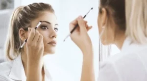 5 грешки при грима, с които се състаряваме