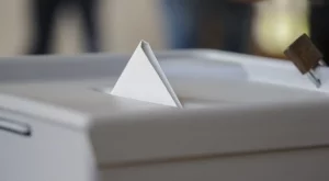 ГЕРБ предлага да отпадне забраната за изнасяне на социологически данни през изборния ден