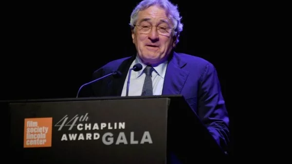 Робърт де Ниро бе удостоен с престижна награда (СНИМКИ)