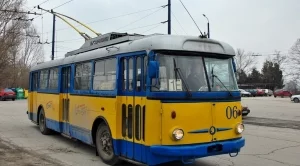 Реставрират исторически за София тролеи 