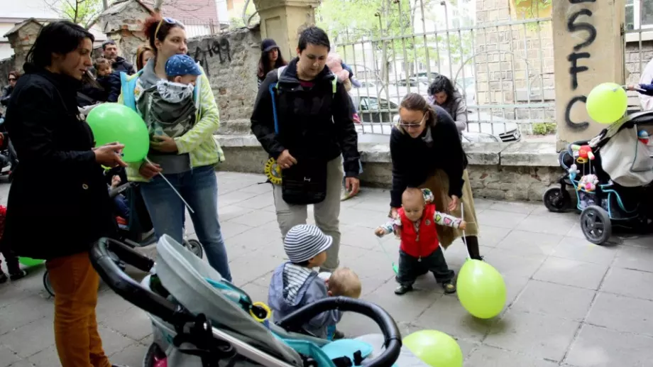 Майчинството няма да се вдига и през 2021 г.