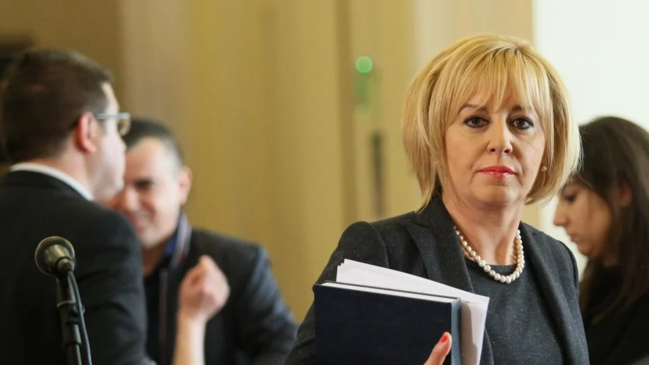 КНСБ и Манолова: Продължава борбата с неплащането на заплати